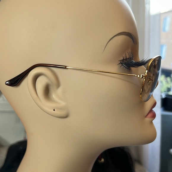 Ray Ban Aviators Sunglasses gold tone frame with a case - Picture 11 of 16